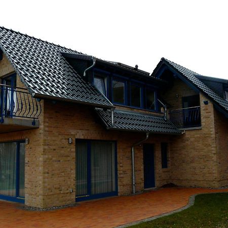 Ferienhaus Direkt An See & Strand Göhren-Lebbin Екстериор снимка