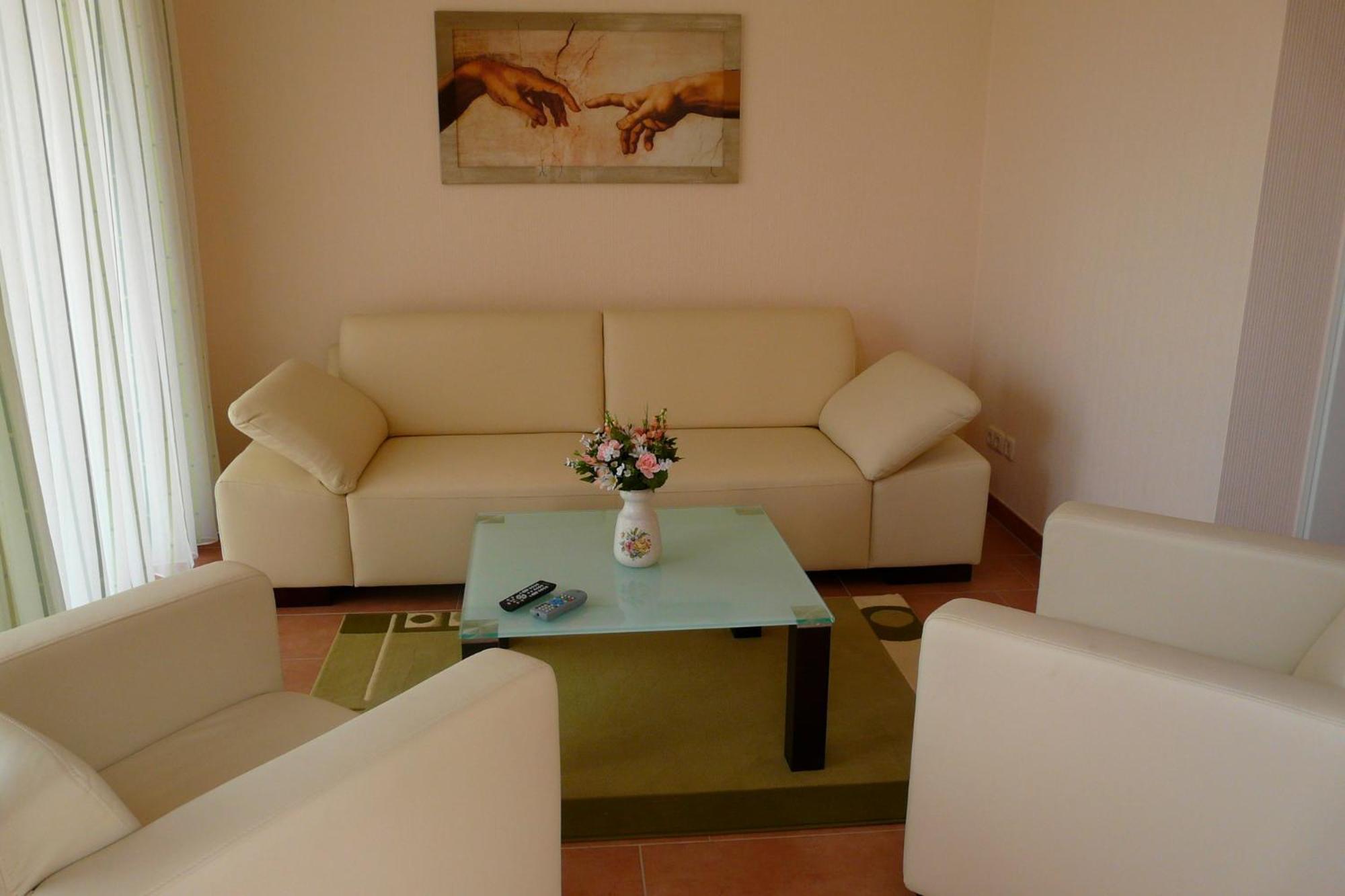 Ferienhaus Direkt An See & Strand Göhren-Lebbin Екстериор снимка